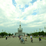 モスクワの人たちの憩いの場だというボタニック・ガーデン。